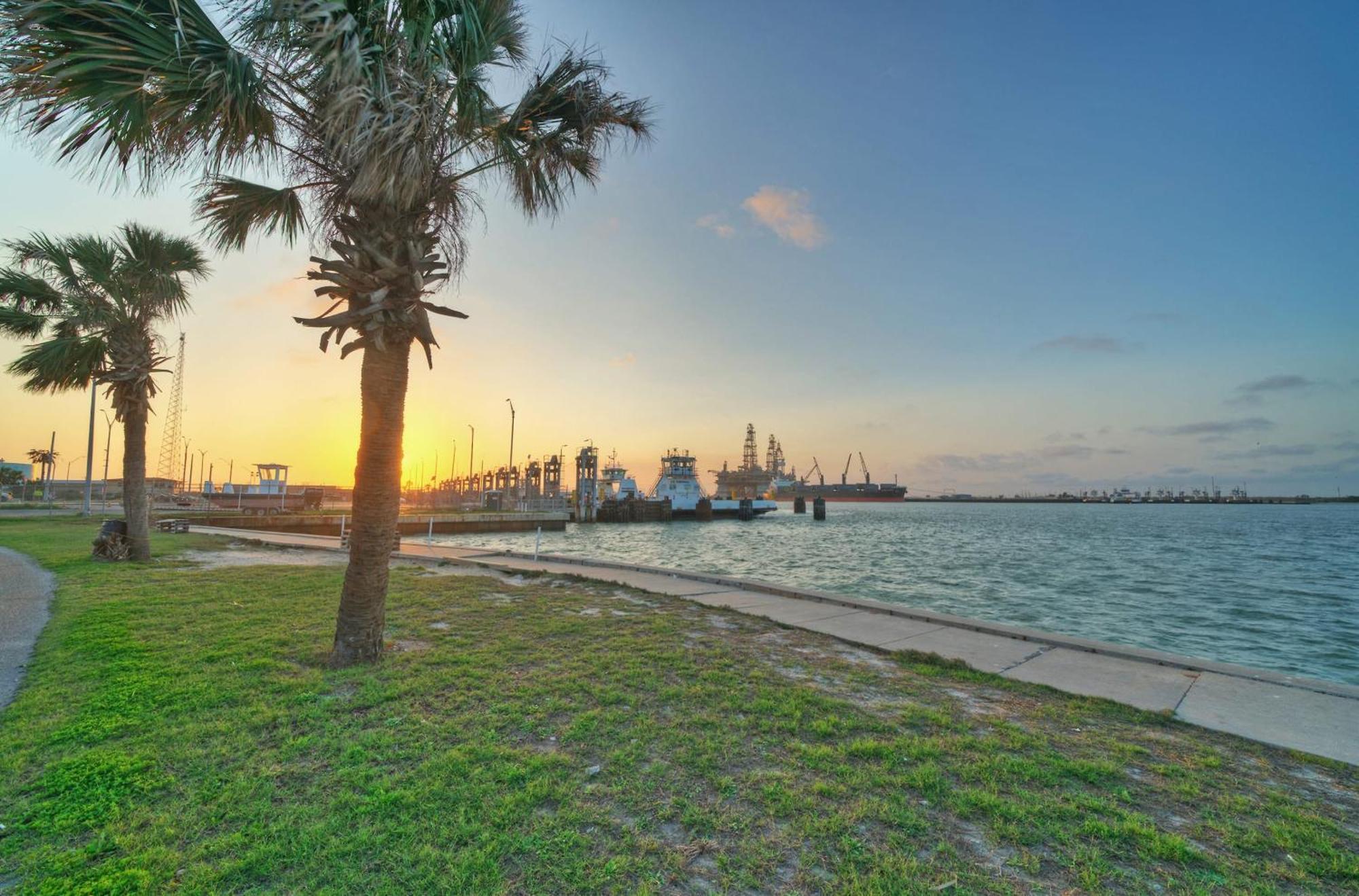 Salt Sun By Avantstay Beach Access Pool 阿兰瑟斯港 外观 照片